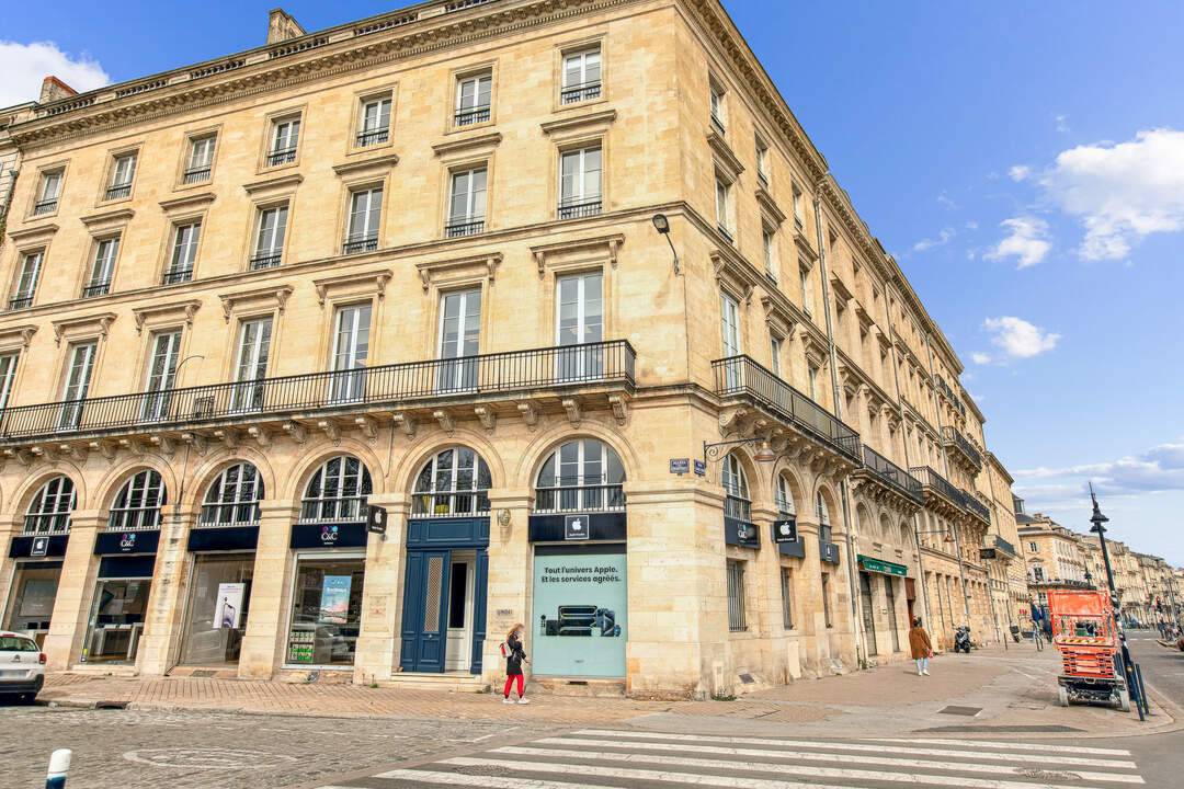 Ad81-immeuble-a-louer-andromede-bordeaux